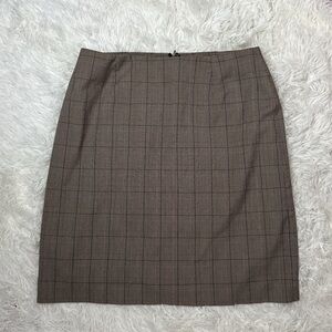 Classic tailored plaid pencil skirt by Ann Taylor